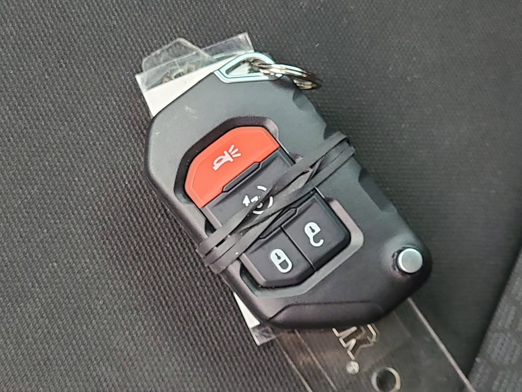 Used 2020 Jeep Gladiator Rubicon image 25