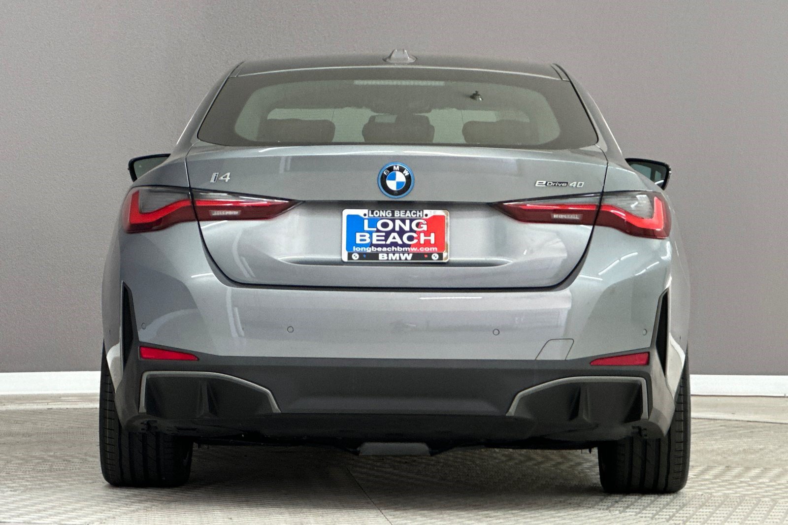 Certified 2024 BMW i4 eDrive40 w/ Premium Package RWD image 9