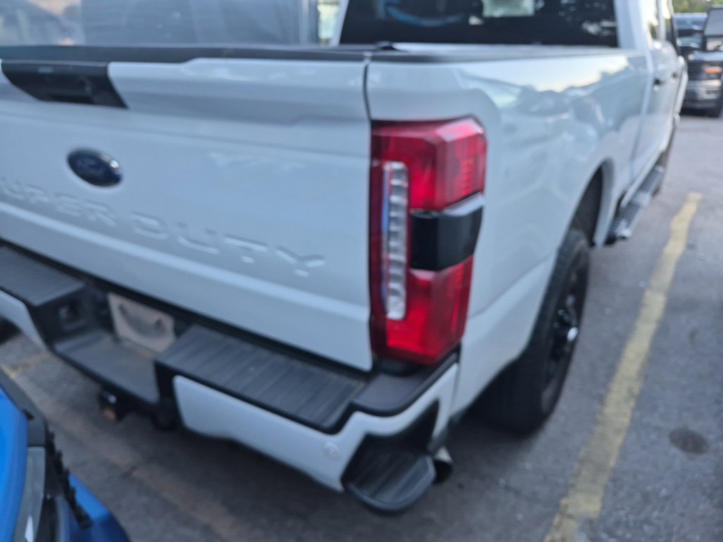 Used 2024 Ford F250 XL w/ STX Appearance Package AWD/4WD image 18