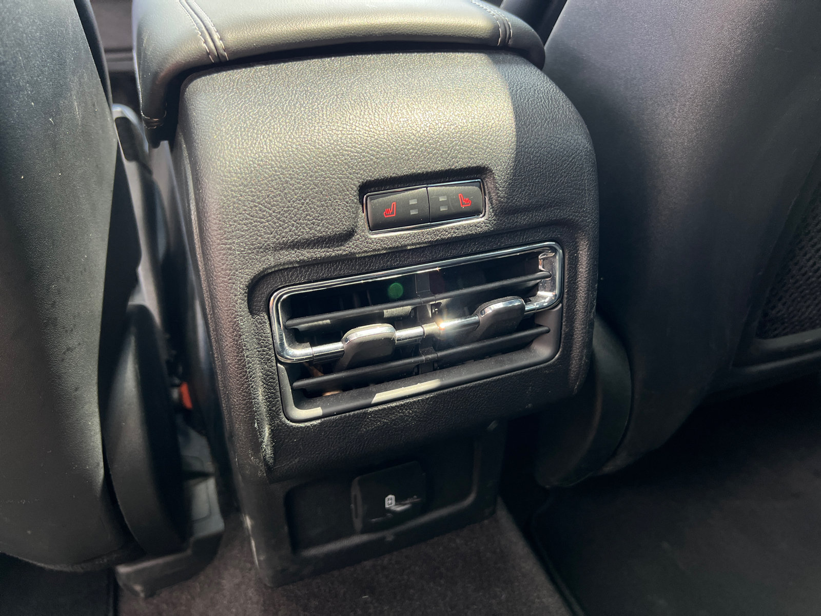 Certified 2022 Lincoln Corsair AWD w/ Premium Package image 30