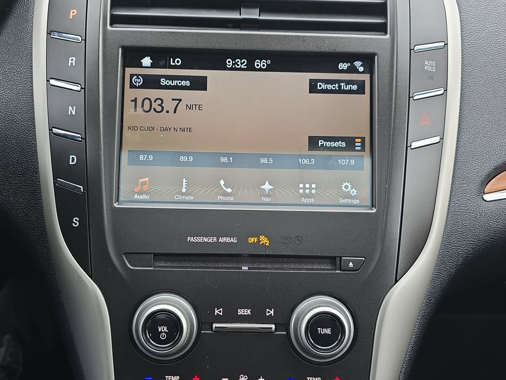 Used 2017 Lincoln MKC Reserve AWD/4WD image 21