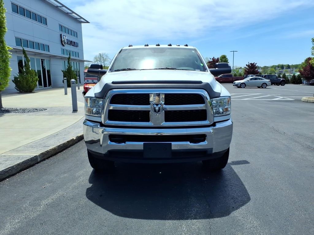 Used 2018 RAM 2500 Tradesman w/ Chrome Appearance Group AWD/4WD image 3