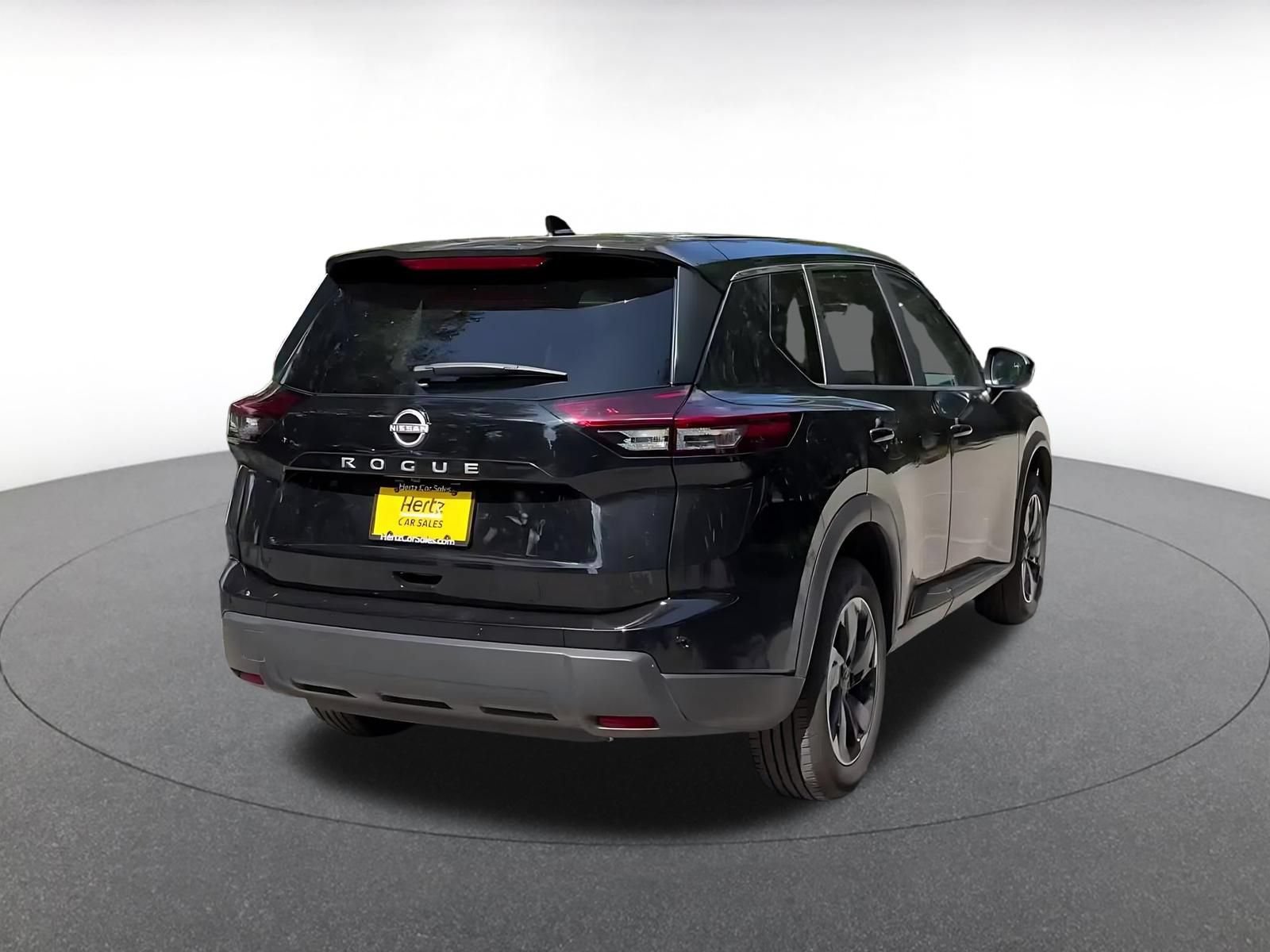Used 2025 Nissan Rogue SV FWD image 11