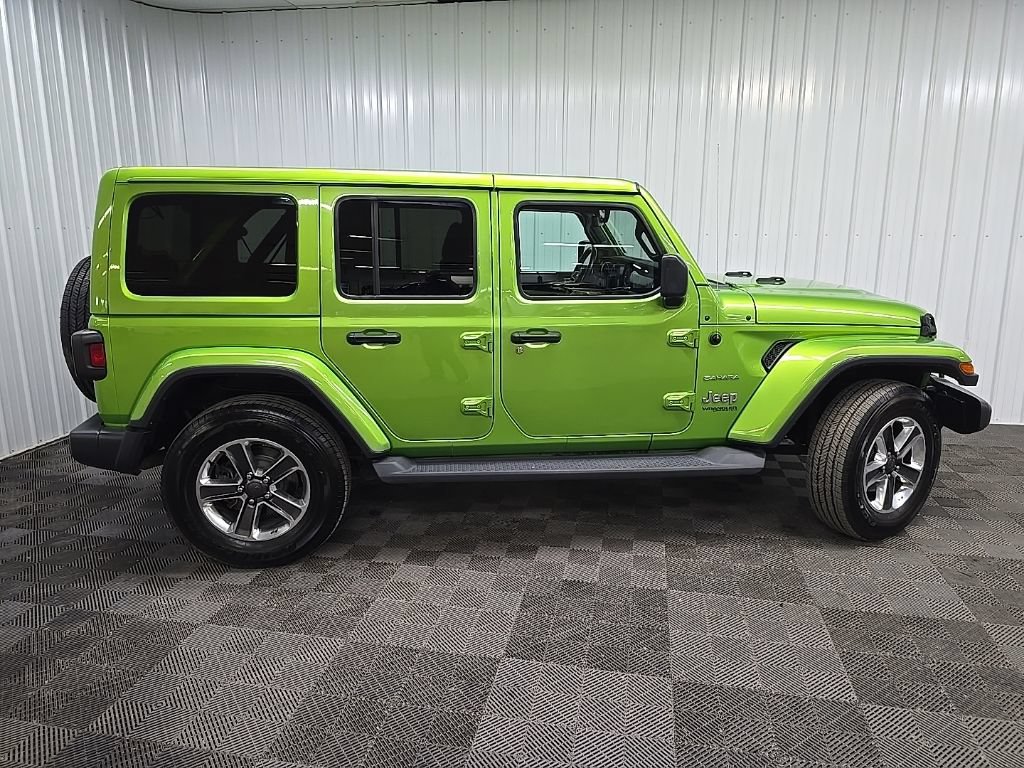 Used 2020 Jeep Wrangler Unlimited Sahara w/ Uconnect 4C Nav & Sound Group AWD/4WD image 2