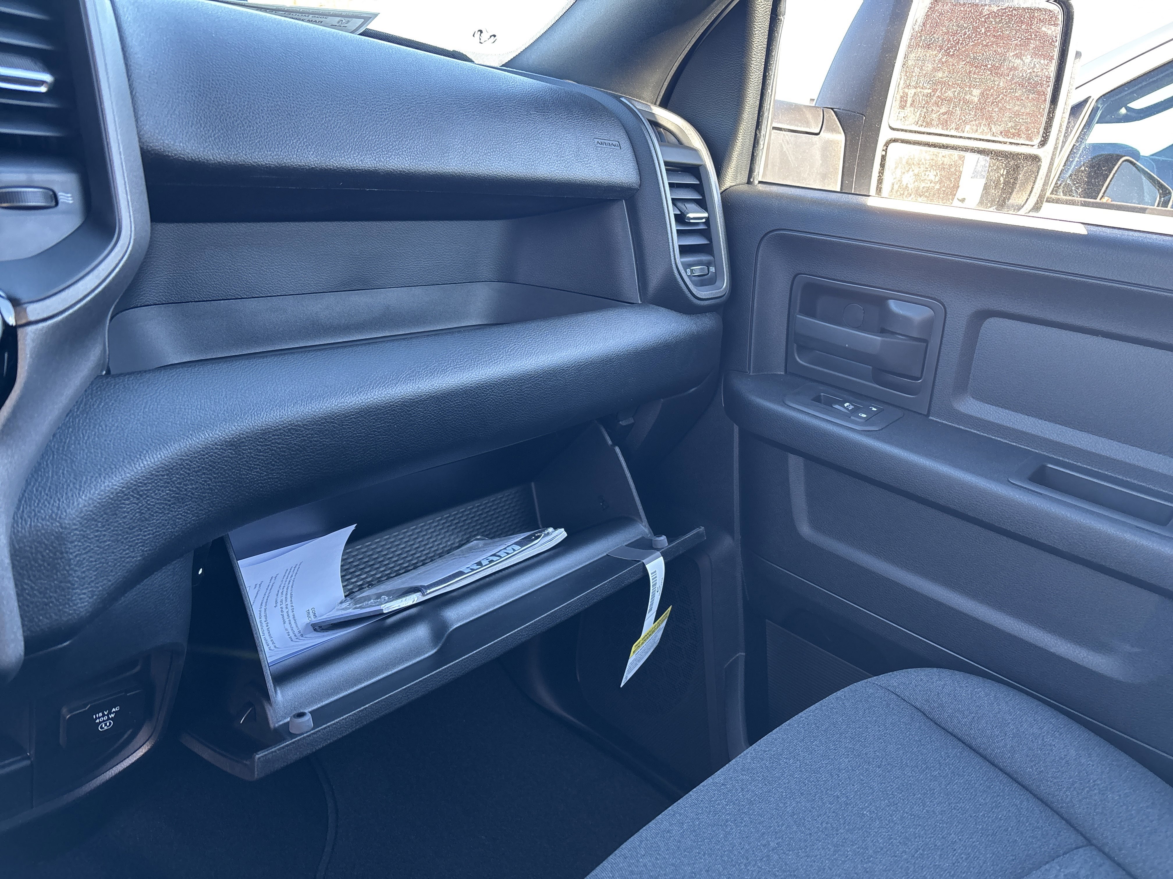 New 2026 RAM 2500 Tradesman AWD/4WD image 32