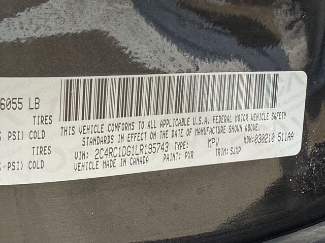 Used 2020 Chrysler Voyager Lxi FWD image 26