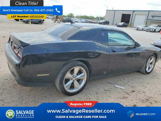 Used 2015 Dodge Challenger R/T Plus RWD image 4