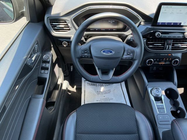 Used 2025 Ford Escape ST-Line AWD/4WD image 12