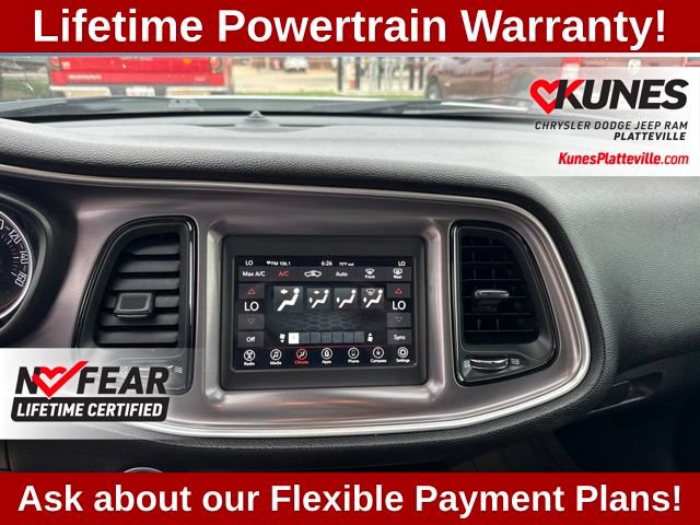 Used 2019 Dodge Challenger SXT RWD image 27