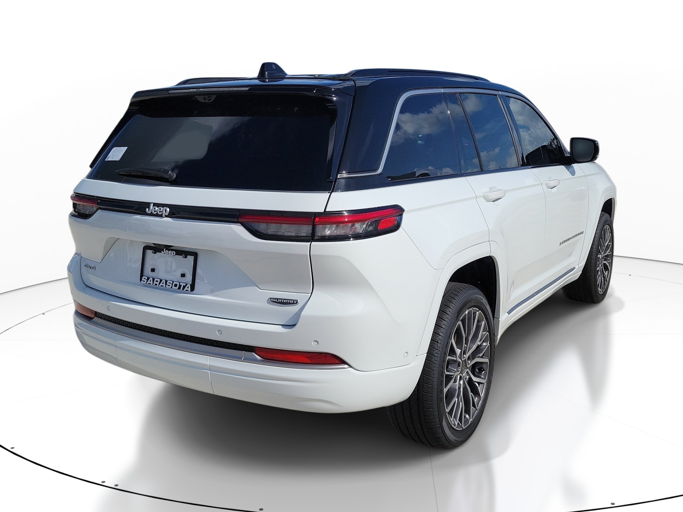 New 2026 Jeep Grand Cherokee Summit AWD/4WD image 5