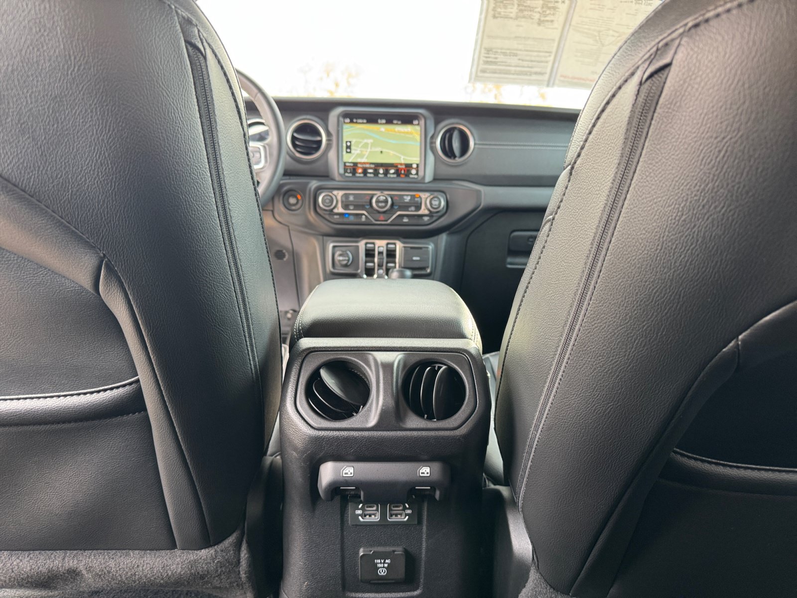 Used 2023 Jeep Wrangler Unlimited Sahara AWD/4WD image 32