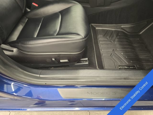 Used 2021 Tesla Model 3 Standard Range Plus RWD image 10