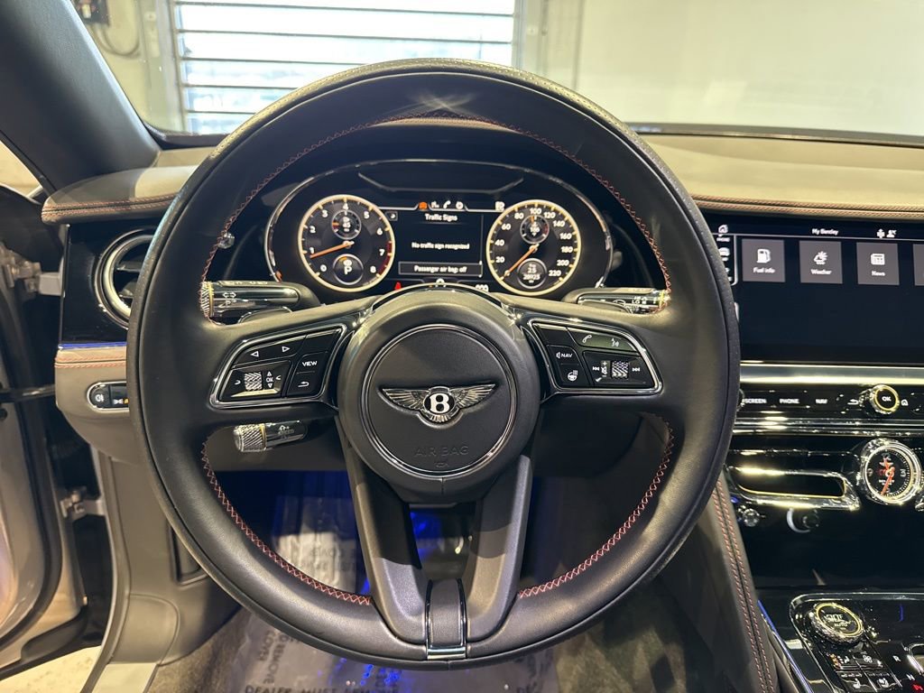 Used 2022 Bentley Flying Spur V8 AWD/4WD image 42