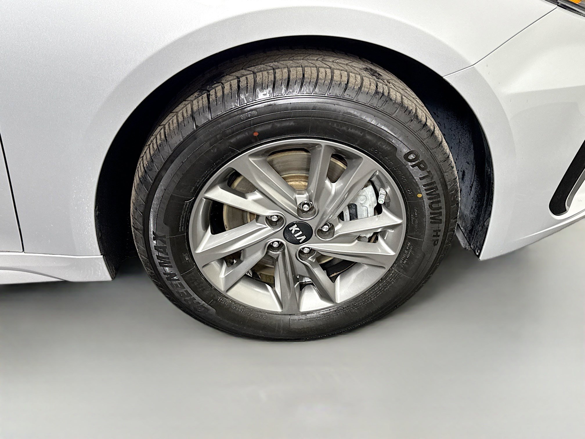 Used 2019 Kia Optima LX image 31