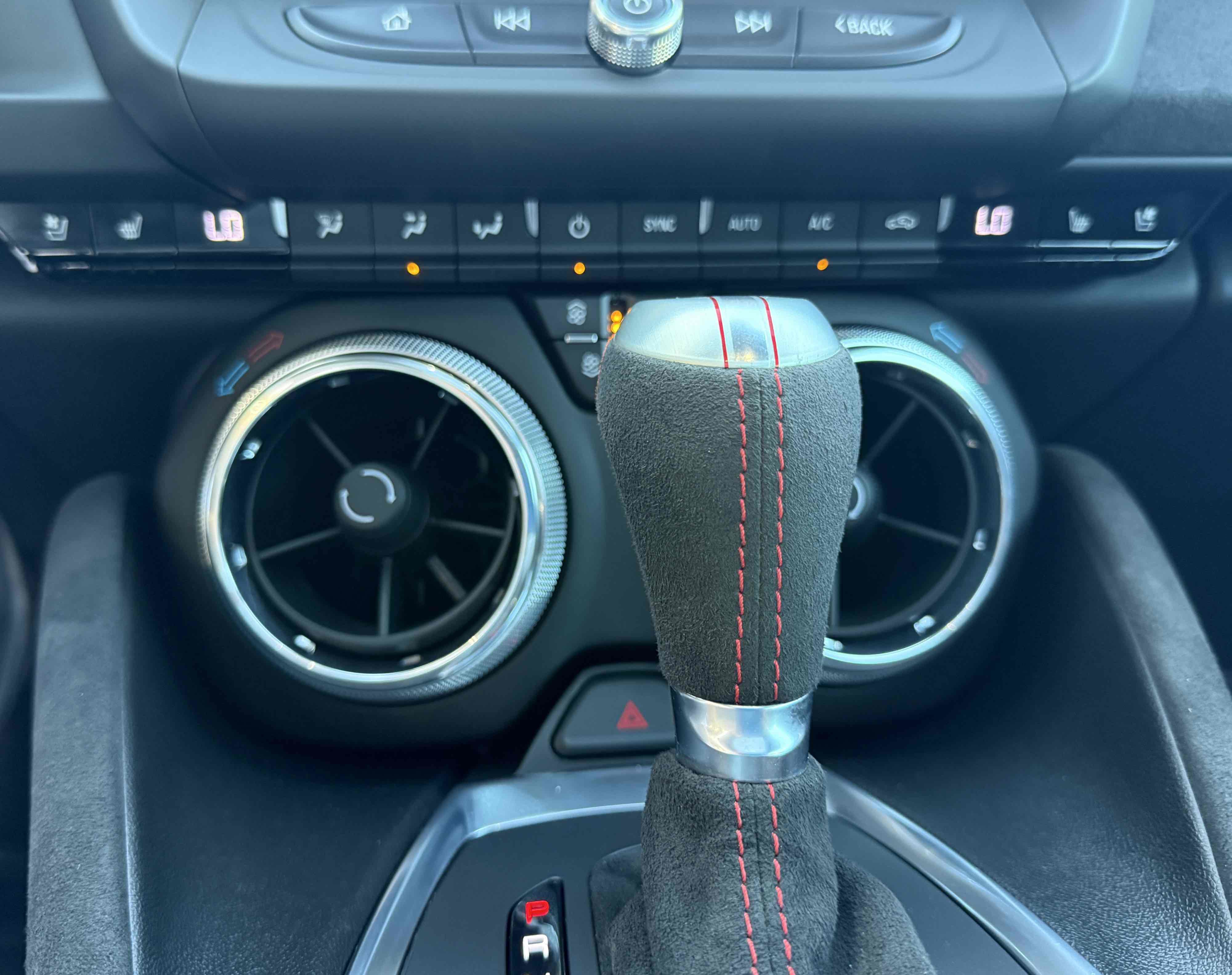 Used 2018 Chevrolet Camaro ZL1 image 44