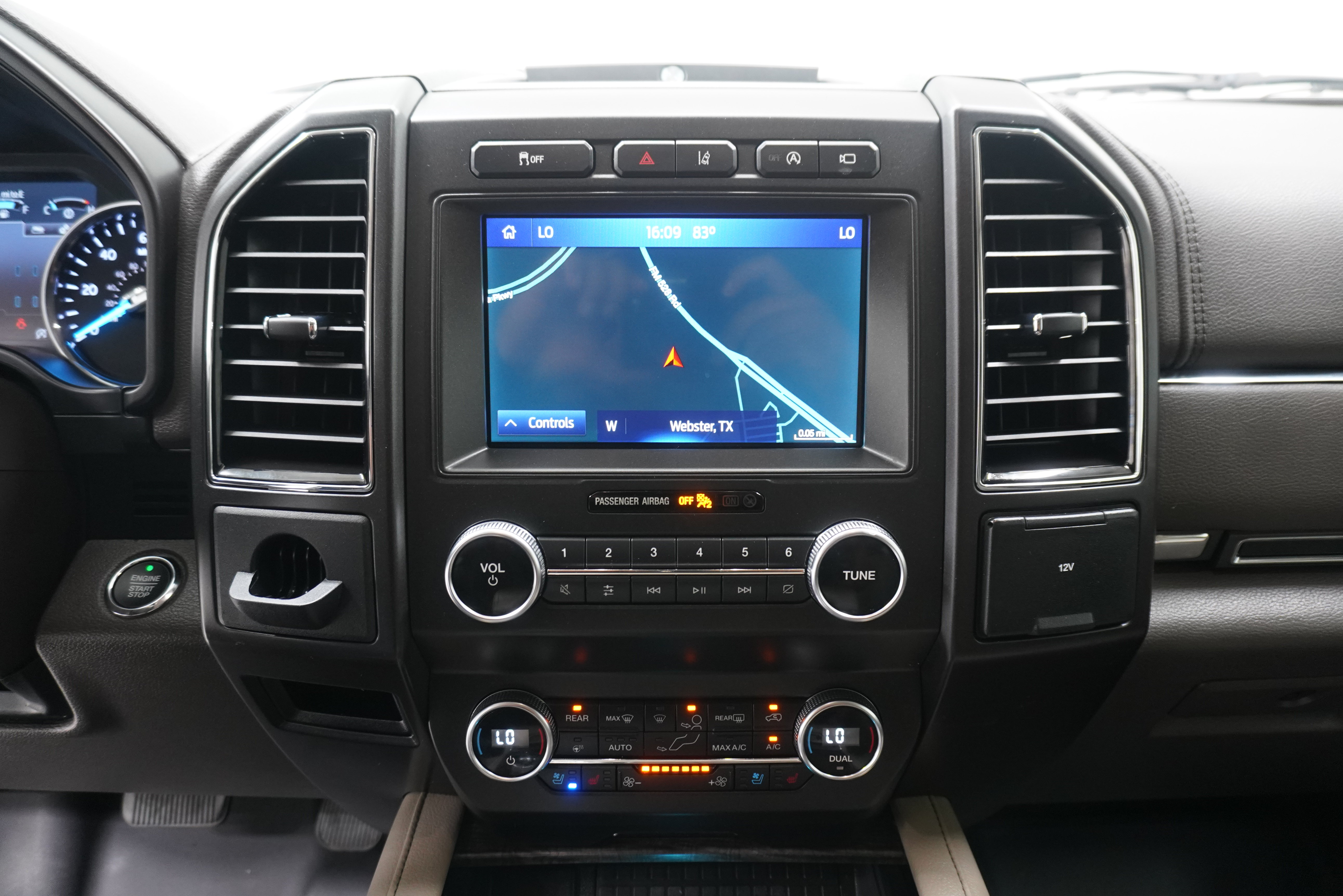 Used 2020 Ford Expedition Max Limited RWD image 24