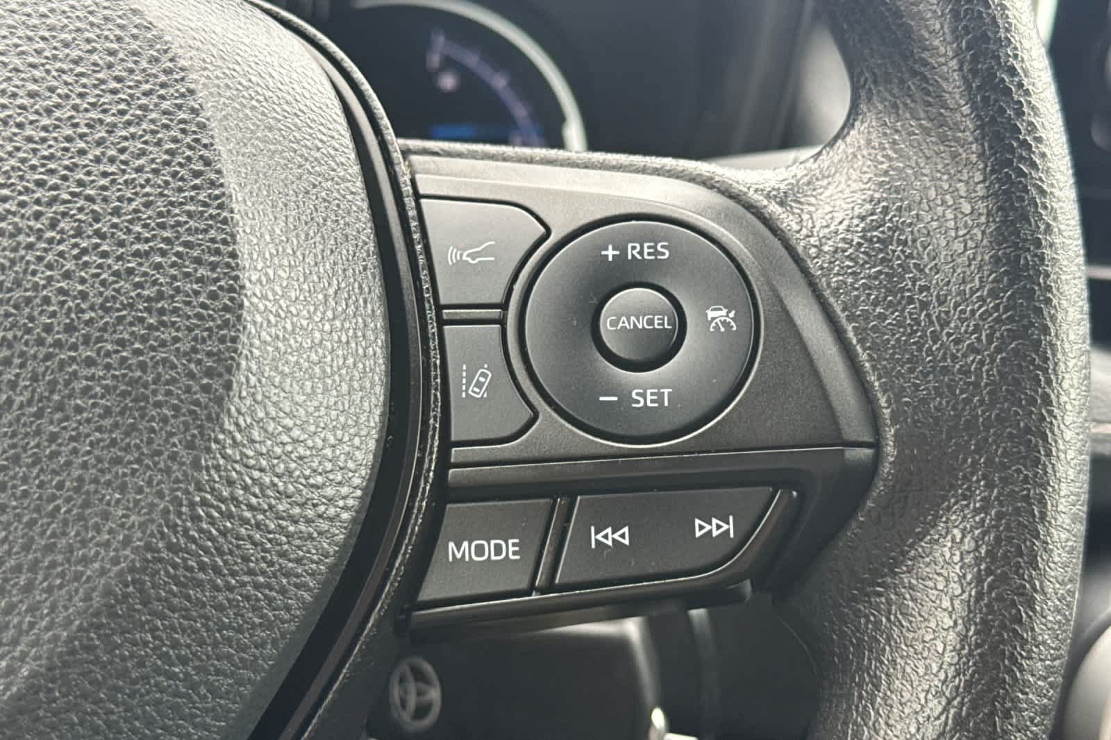 Certified 2024 Toyota RAV4 LE AWD/4WD image 26