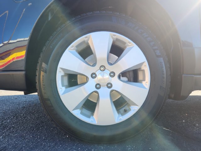 Used 2014 Subaru Outback 2.5i Premium AWD/4WD image 11