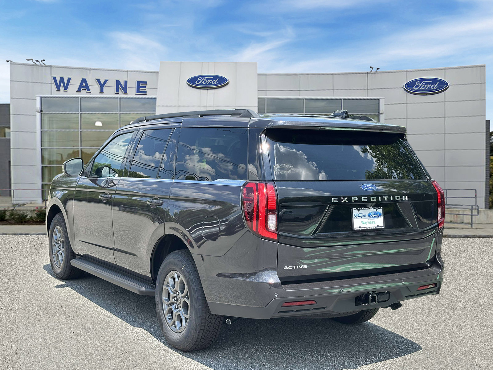 New 2026 Ford Expedition Active AWD/4WD image 3
