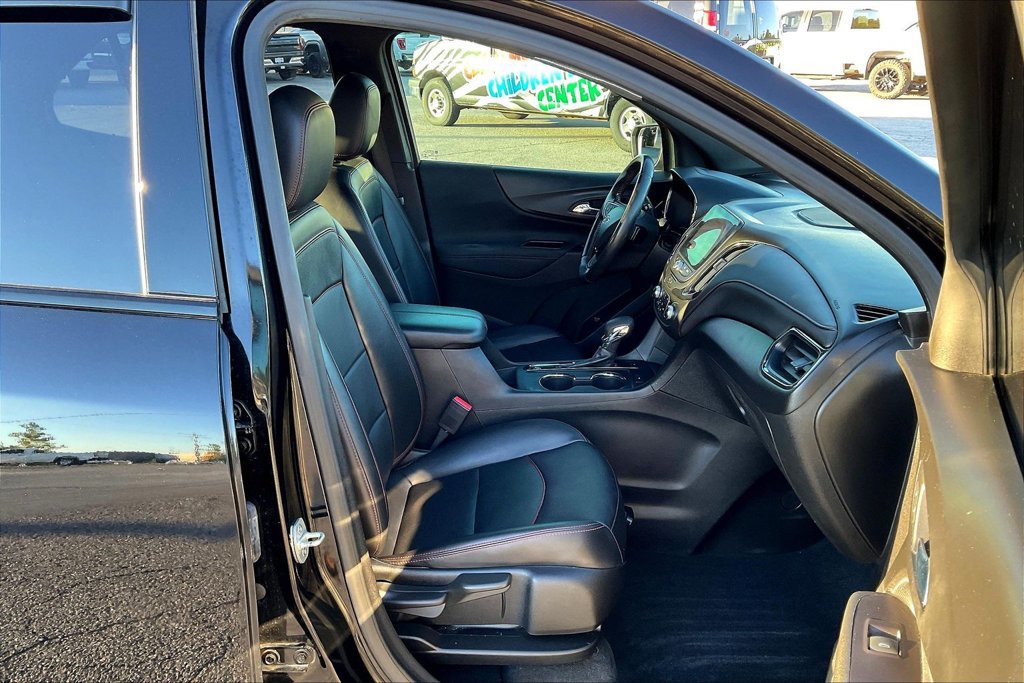 Used 2022 Chevrolet Equinox RS w/ RS Leather Package AWD/4WD image 15