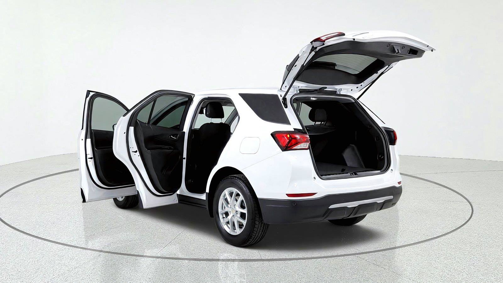 Used 2023 Chevrolet Equinox LT AWD/4WD image 12