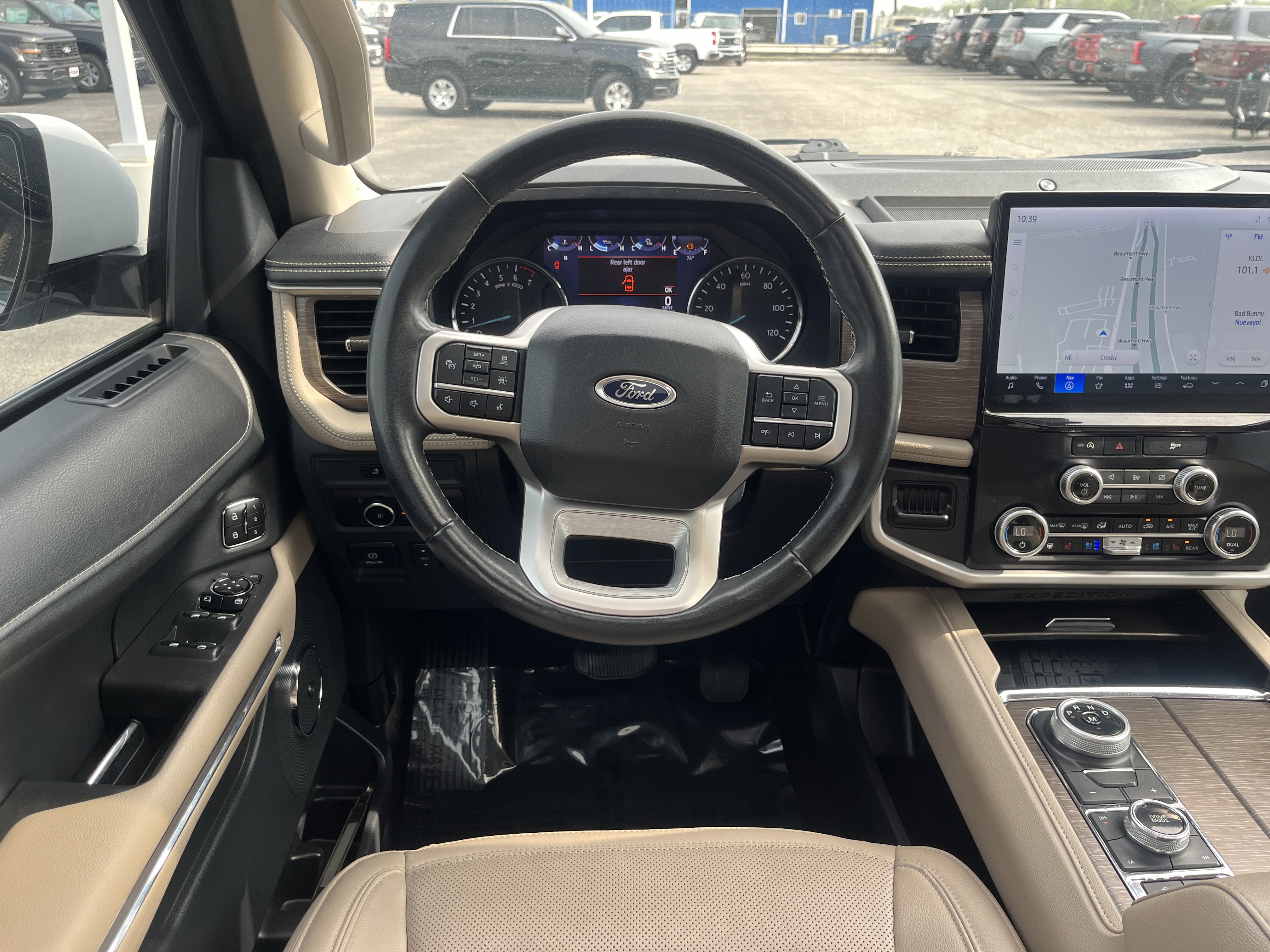 Used 2024 Ford Expedition Max Limited AWD/4WD image 30