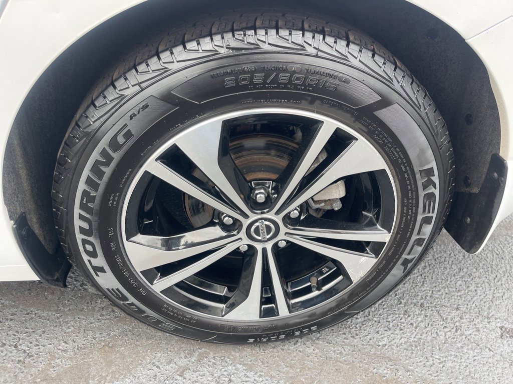 Certified 2022 Nissan Sentra SV w/ Trunk Package image 25