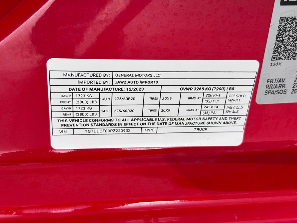 Certified 2024 GMC Sierra 1500 Elevation w/ Preferred Package AWD/4WD image 11
