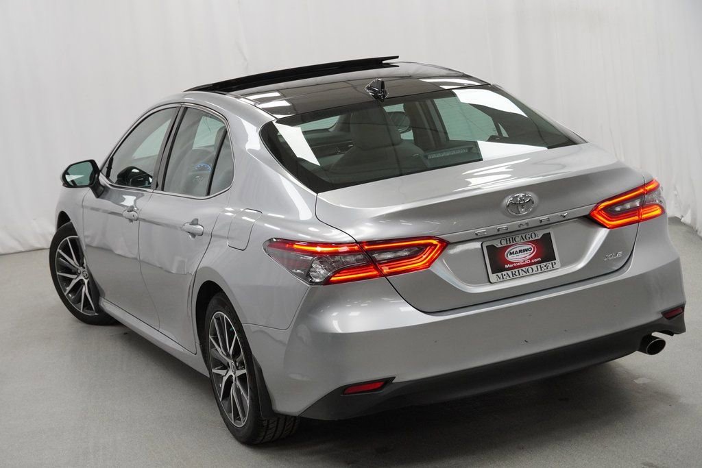 Used 2023 Toyota Camry XLE w/ Cold Weather Package image 12