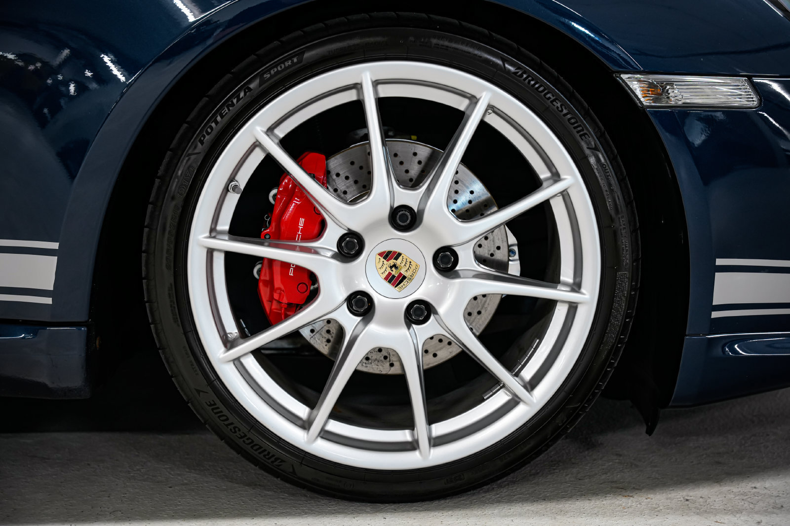 Used 2012 Porsche Cayman R RWD image 45