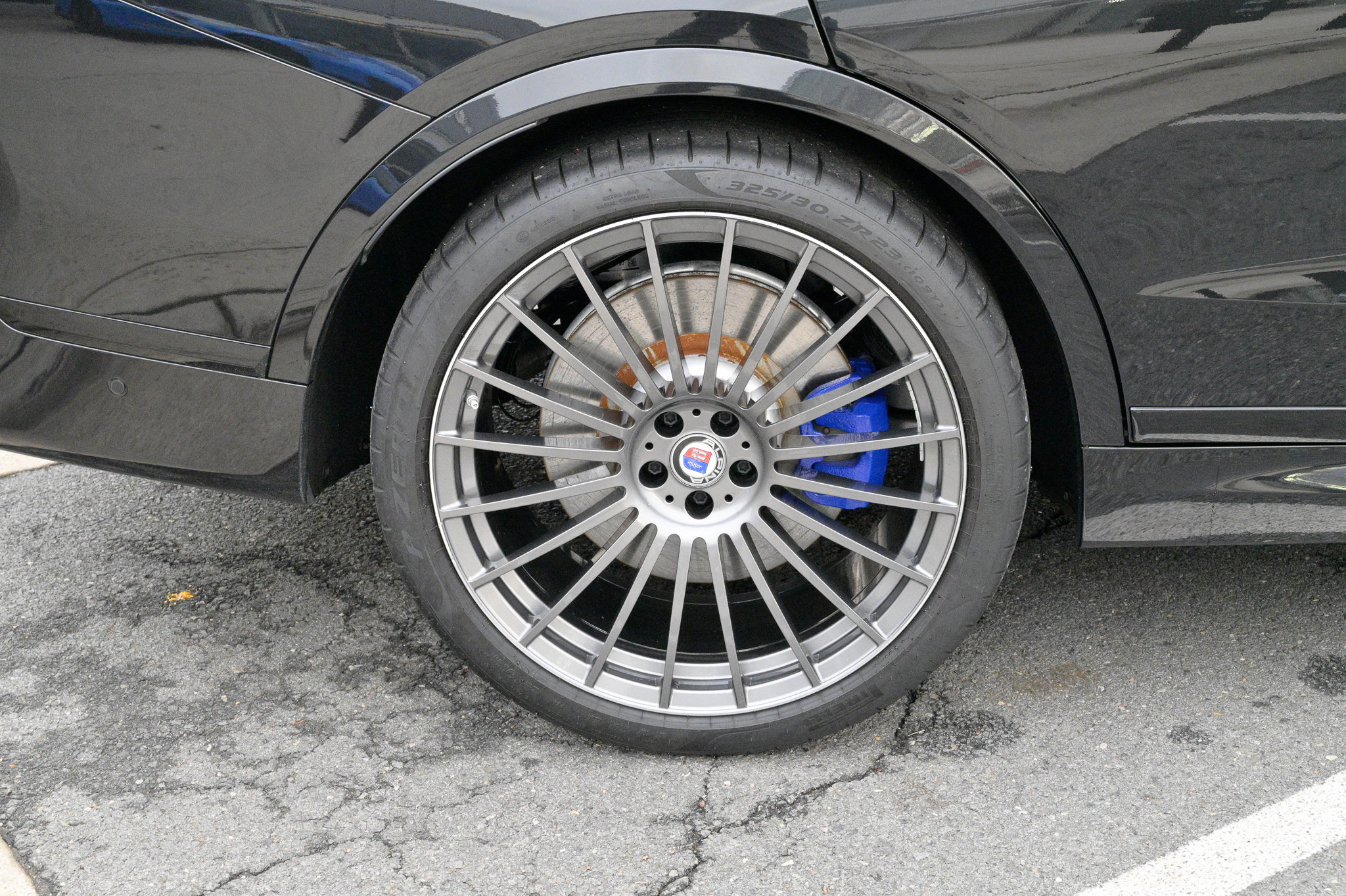 Used 2025 BMW ALPINA XB7 image 11