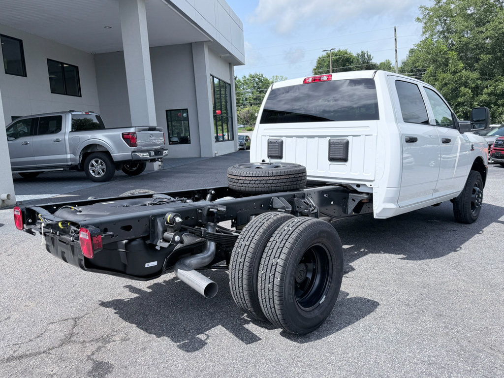 New 2026 RAM 3500 Tradesman AWD/4WD image 6