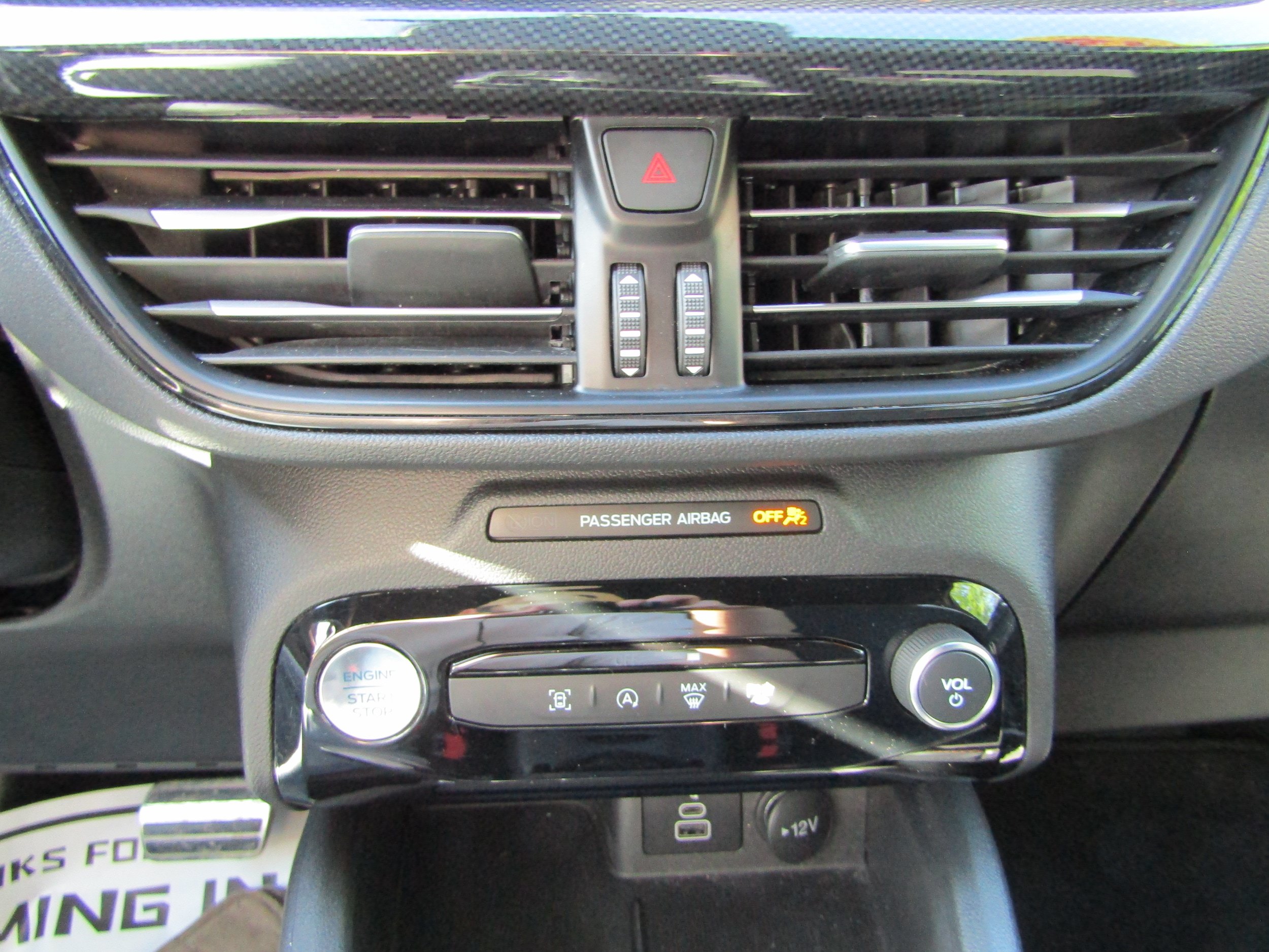 Used 2024 Ford Escape ST-Line w/ Tech Pack #1 AWD/4WD image 29