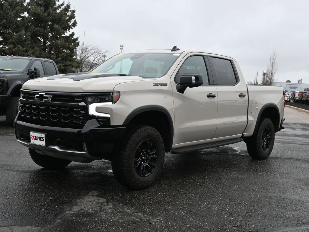 Used 2026 Chevrolet Silverado 1500 ZR2 w/ Dark Appearance Package image 11