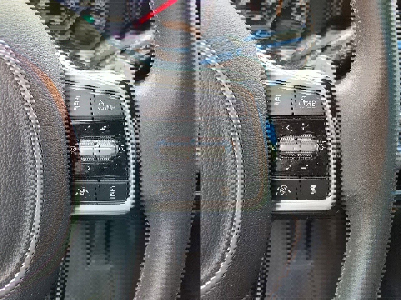 Used 2023 Kia Sorento EX image 21