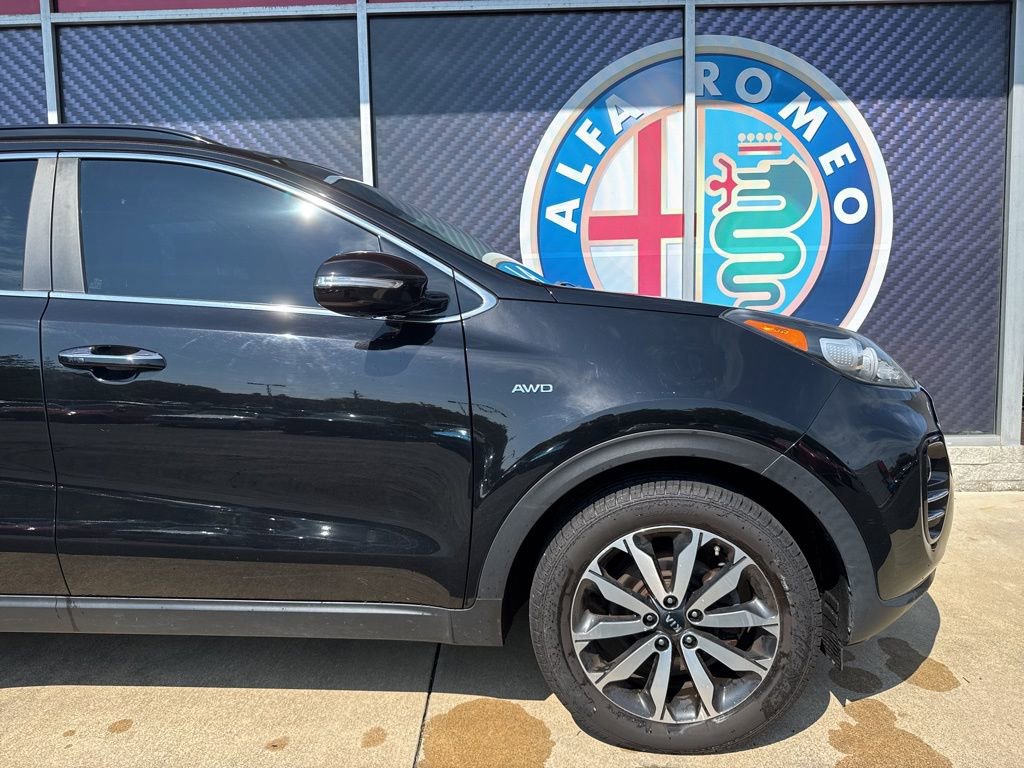Used 2019 Kia Sportage EX w/ EX Premium Package image 4