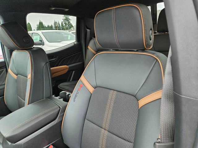 New 2026 GMC Canyon AT4 AWD/4WD image 18