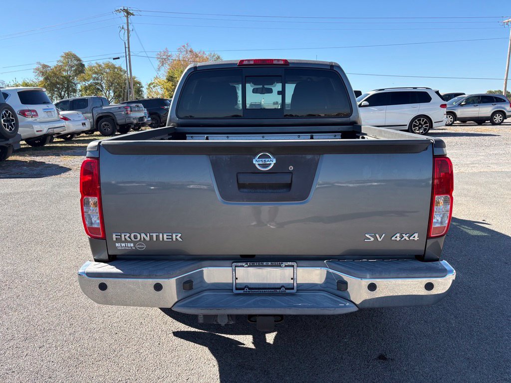Used 2018 Nissan Frontier SV w/ Value Truck Package AWD/4WD image 4