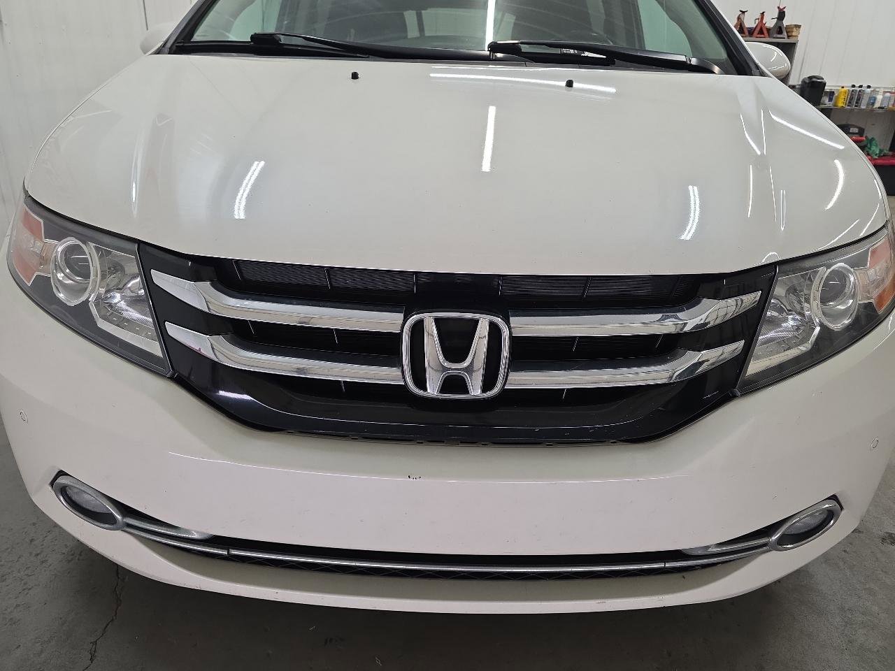 Used 2016 Honda Odyssey Touring Elite image 17