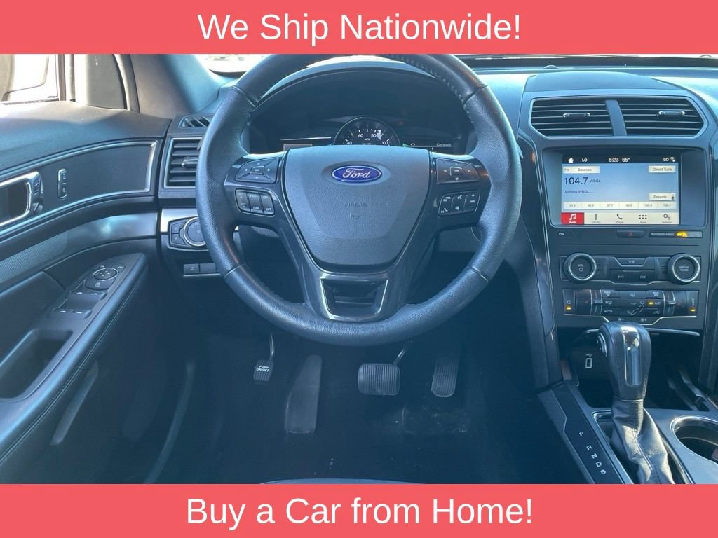 Used 2018 Ford Explorer XLT w/ Equipment Group 202A AWD/4WD image 12