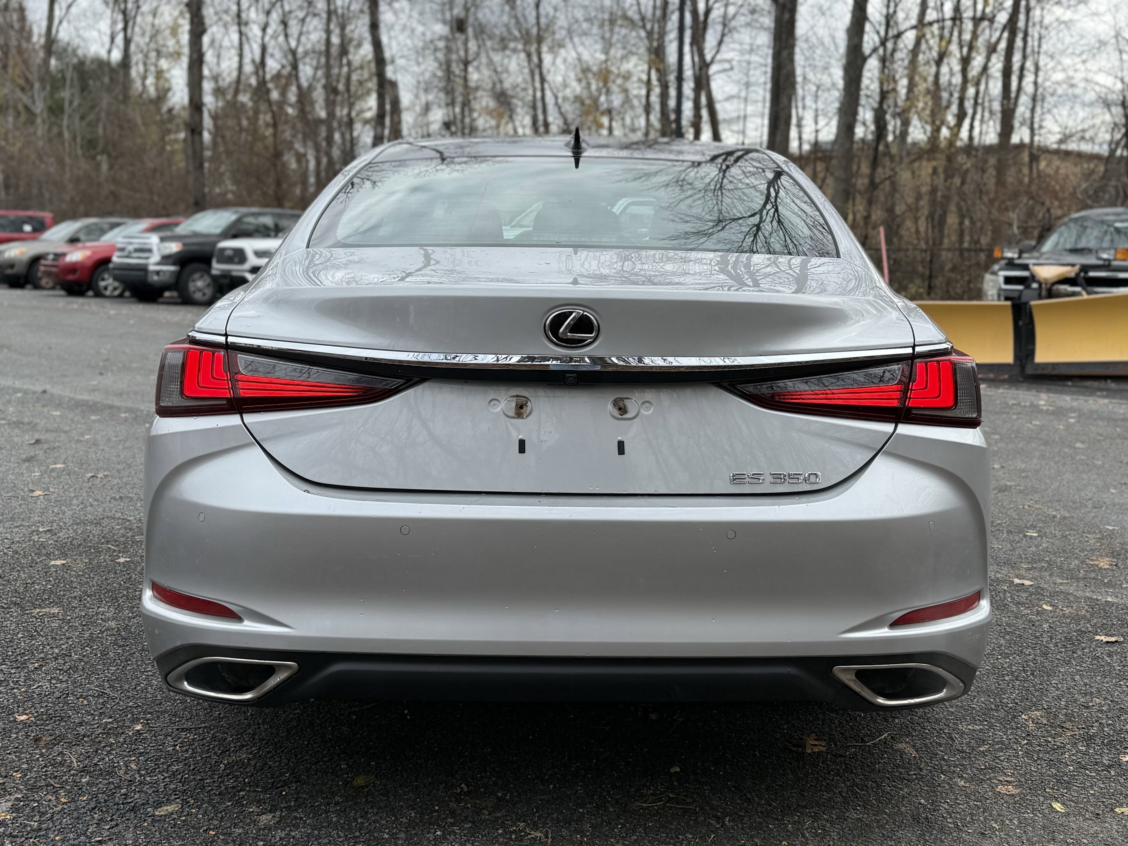 Used 2019 Lexus ES 350 Luxury image 11