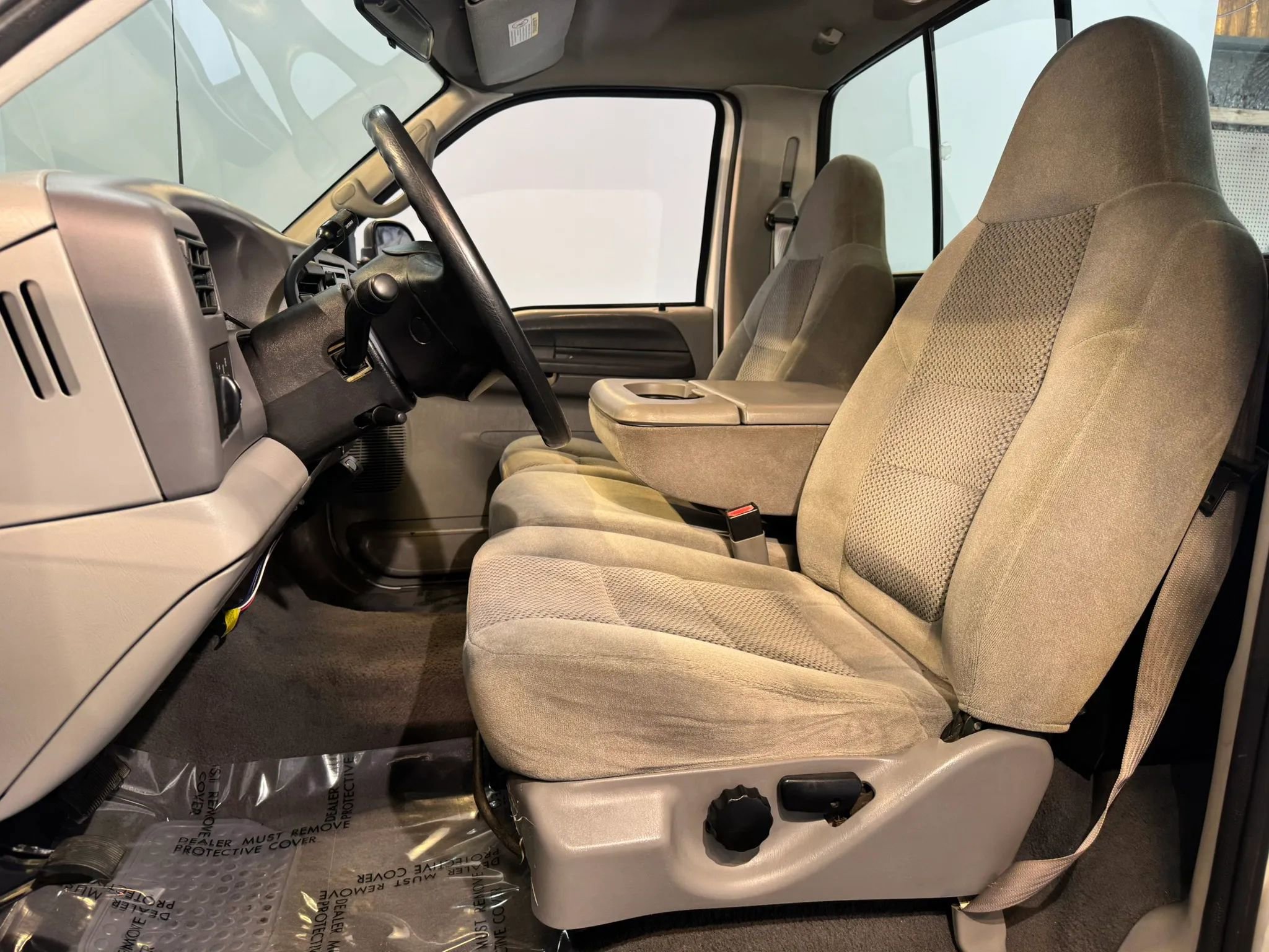 Used 2001 Ford F350 2WD Regular Cab Super Duty image 9