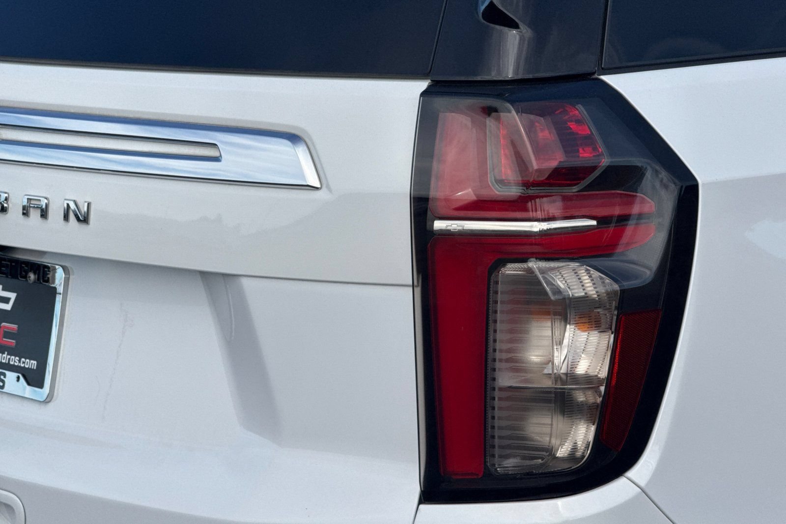 Used 2023 Chevrolet Suburban Premier AWD/4WD image 51