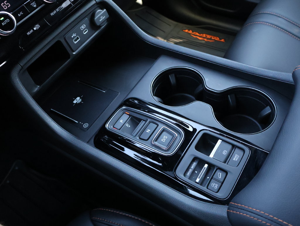 Certified 2025 Honda Pilot TrailSport image 25