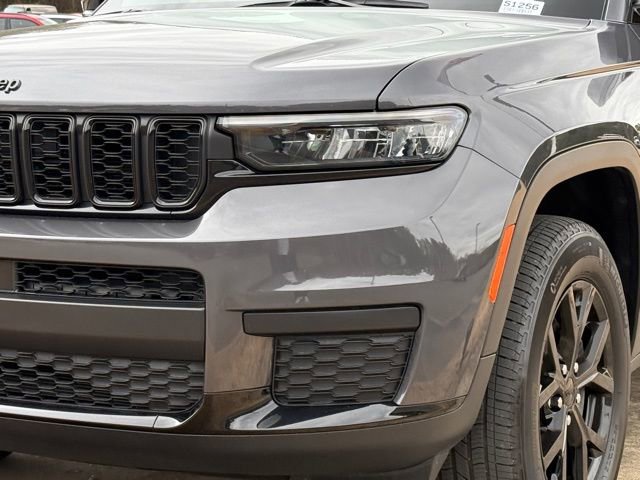 Certified 2024 Jeep Grand Cherokee L Laredo image 11