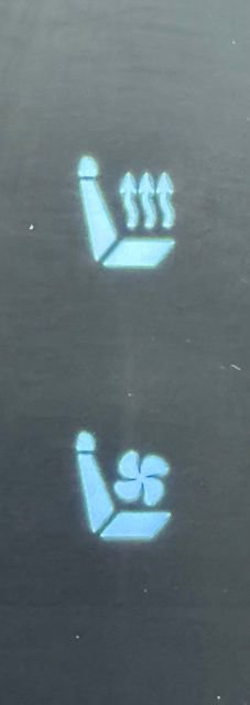 Used 2024 Hyundai Santa Fe Limited image 28