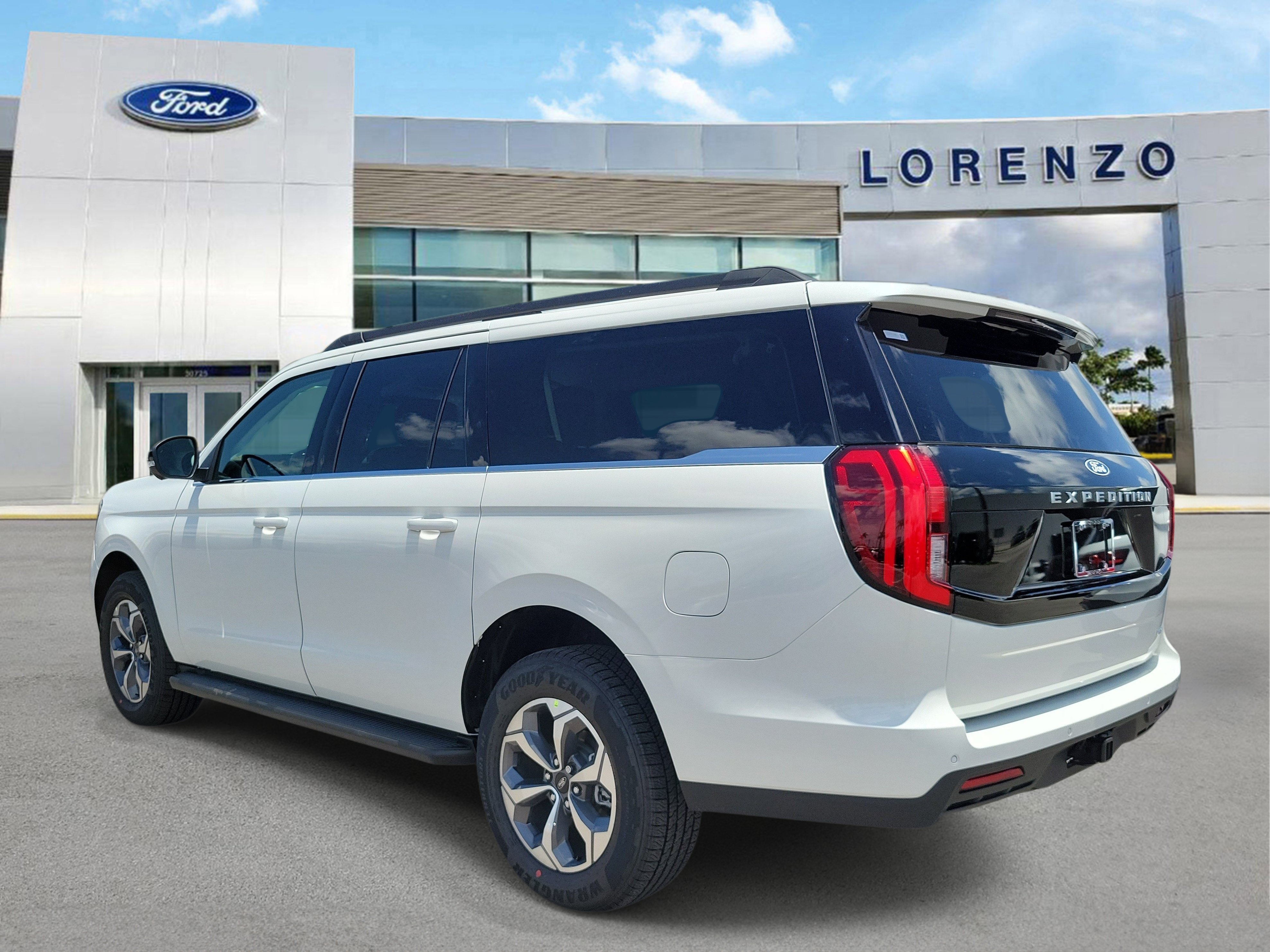 New 2027 Ford Expedition Max Active RWD image 6