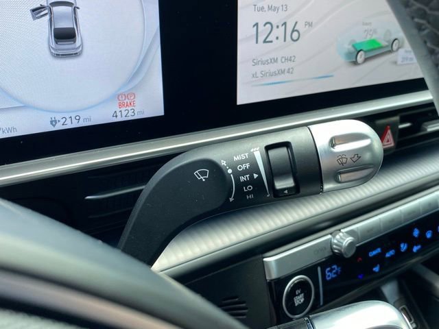 Used 2025 Hyundai Ioniq 6 SE image 17