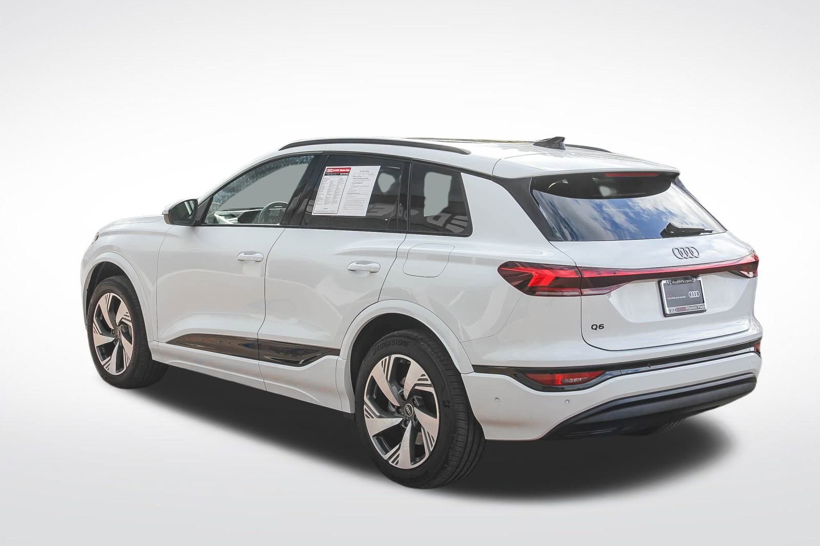 Certified 2025 Audi Q6 e-tron Premium Plus image 5