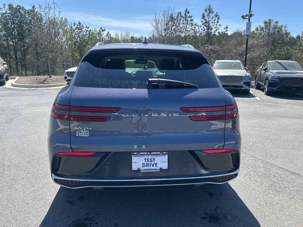 Used 2026 Genesis GV70 2.5T Select AWD/4WD image 4